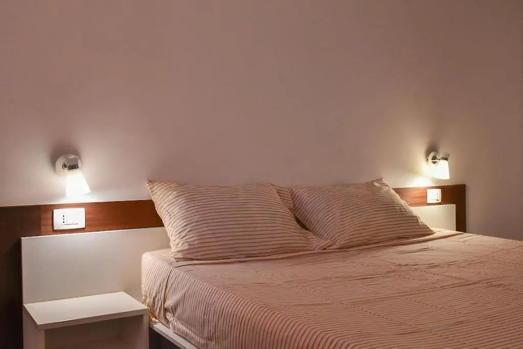 מינדלו Duarte Apartments - Las Rochas